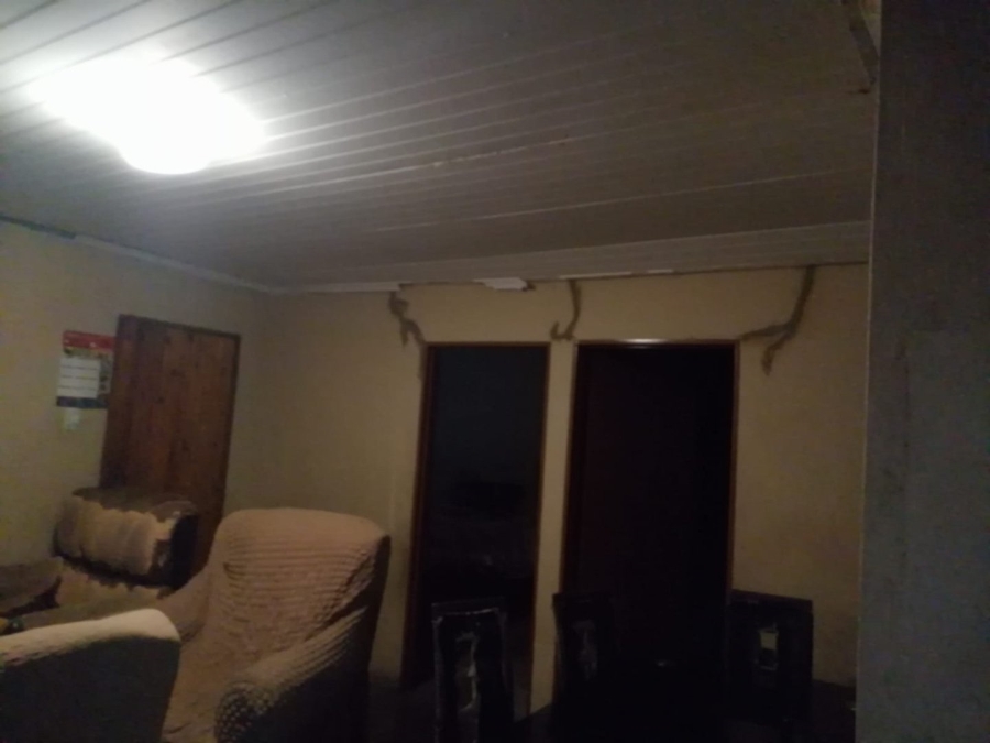 2 Bedroom Property for Sale in Hillside View Free State